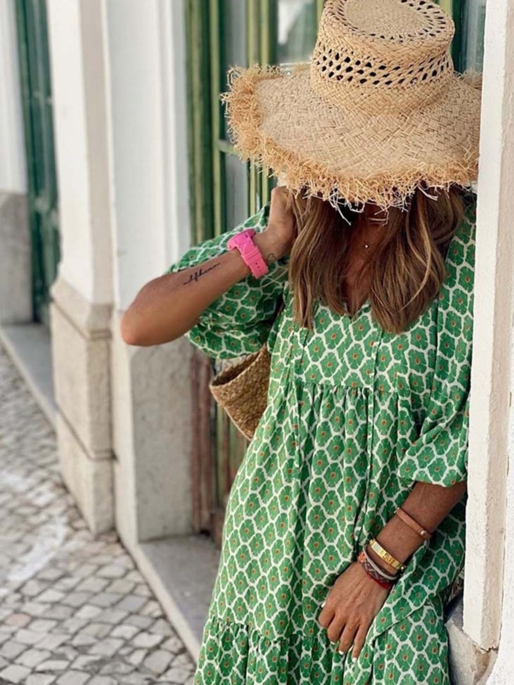 Green Patterned V-Neck Maxi Dress - Picture 2 of 8